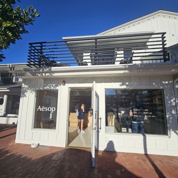 Aesop Lido Marina - Cosmetics & Beauty Supply Near Me - Newport Beach, California Aesop Lido Marina - Cosmetics & Beauty Supply Near Me - Newport Beach, California