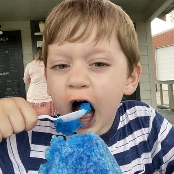 Montgomery Original Snoballs - Bubble gum snow cone - Shaved Ice Near Me - Montgomery, Texas Montgomery Original Snoballs - Bubble gum snow cone - Shaved Ice Near Me - Montgomery, Texas
