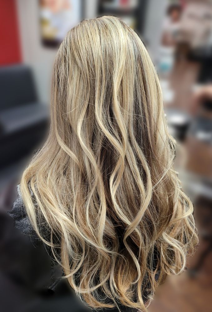 THE VANITY SALON Updated October 2024 57 Photos & 51 Reviews 3905