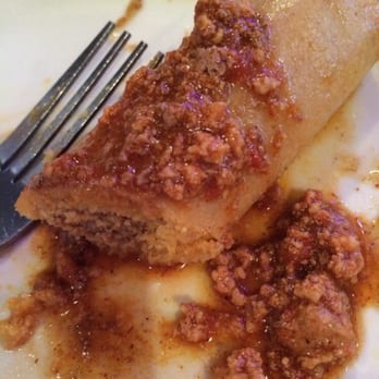 Doe's Eat Place - Tamales with chili sauce - Steakhouses Near Me - Little Rock, Arkansas Doe's Eat Place - Tamales with chili sauce - Steakhouses Near Me - Little Rock, Arkansas