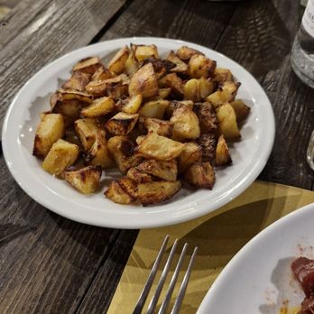 Il Gargolo - Side of potatoes - Italian Near Me - Viterbo, Vermont