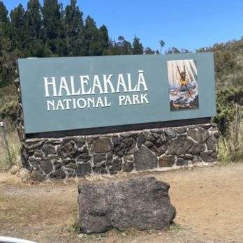 Haleakalā Visitor Center - Visitor Centers Near Me - Kula, Hawaii Haleakalā Visitor Center - Visitor Centers Near Me - Kula, Hawaii