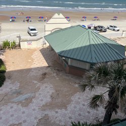 Daytona Beach Resort & Conference Center - The pool area and beach access that is closed