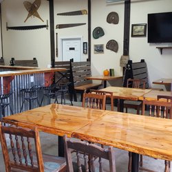 Lumber House Brewery - Tasting Room