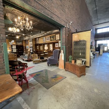 MIDLAND ARTS & ANTIQUES MARKET - Updated October 2025 - 561 Photos