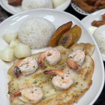Noches de Colombia - a plate of food - Colombian Near Me - Hackensack, New Jersey Noches de Colombia - a plate of food - Colombian Near Me - Hackensack, New Jersey