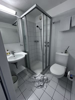 Hotel Nydeck by null