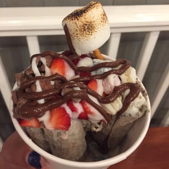 ICICLES - Mint Oreo blast with strawberries , mochi, marshmallow, waffle and Nutella and white chocolate - Ice Cream & Frozen Yogurt Near Me - San Jose, California ICICLES - Mint Oreo blast with strawberries , mochi, marshmallow, waffle and Nutella and white chocolate - Ice Cream & Frozen Yogurt Near Me - San Jose, California