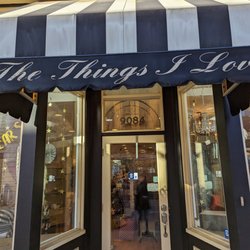 The Things I Love - store entrance