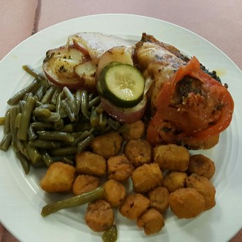 Shirley's Soul Food Cafe - baked chicken, potatoes, green beans, fried okra - Soul Food Near Me - Toccoa, Georgia