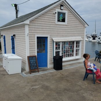 Champlin's Marina & Resort - Hotels Near Me - Block Island, Rhode Island