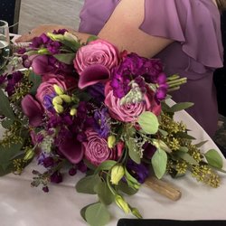 Smith's Acres - Maid of Honor bouquet