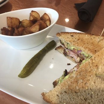 Another Broken Egg Cafe - California club - Cafes Near Me - Lake Mary, Florida