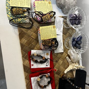 Laakea Healing - More charms and crystals - Spiritual Shop Near Me - Honolulu, Hawaii