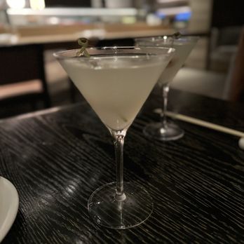 Nobu Chicago - LYCHEE & ELDERFLOWER MARTINI without alcohol - Japanese Near Me - Chicago, Illinois Nobu Chicago - LYCHEE & ELDERFLOWER MARTINI without alcohol - Japanese Near Me - Chicago, Illinois