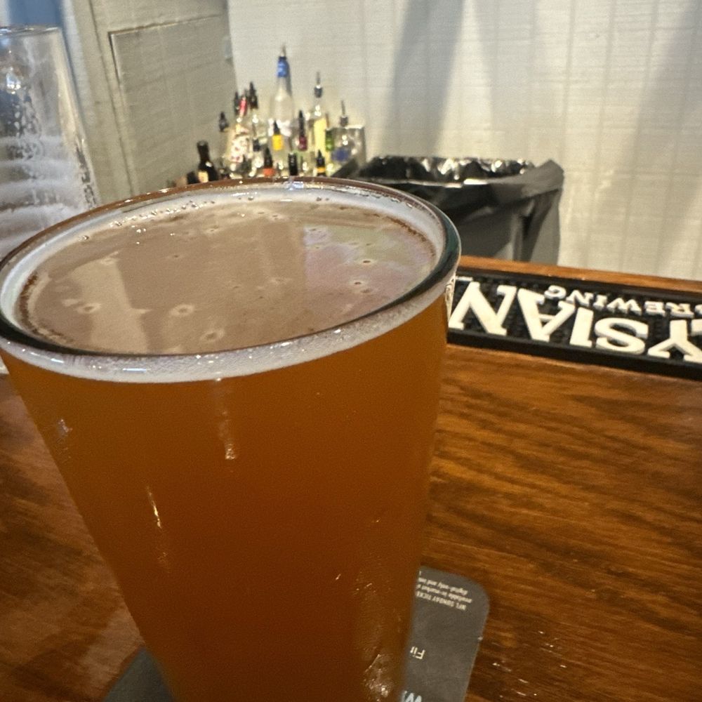 Paladin Woolen Mill - Space dust IPA - American Near Me - Clear Brook, Virginia Paladin Woolen Mill - Space dust IPA - American Near Me - Clear Brook, Virginia