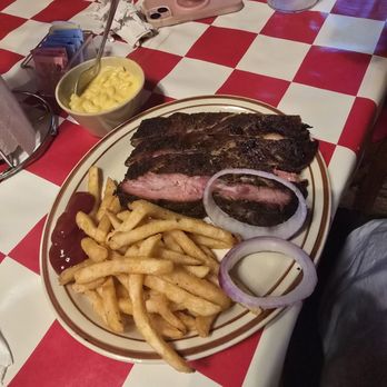 Smokin' Joe's Ribhouse - 3 of us shared the ribs for 2 dinner it came with 4 sides! - Barbeque Near Me - Rogers, Arkansas
