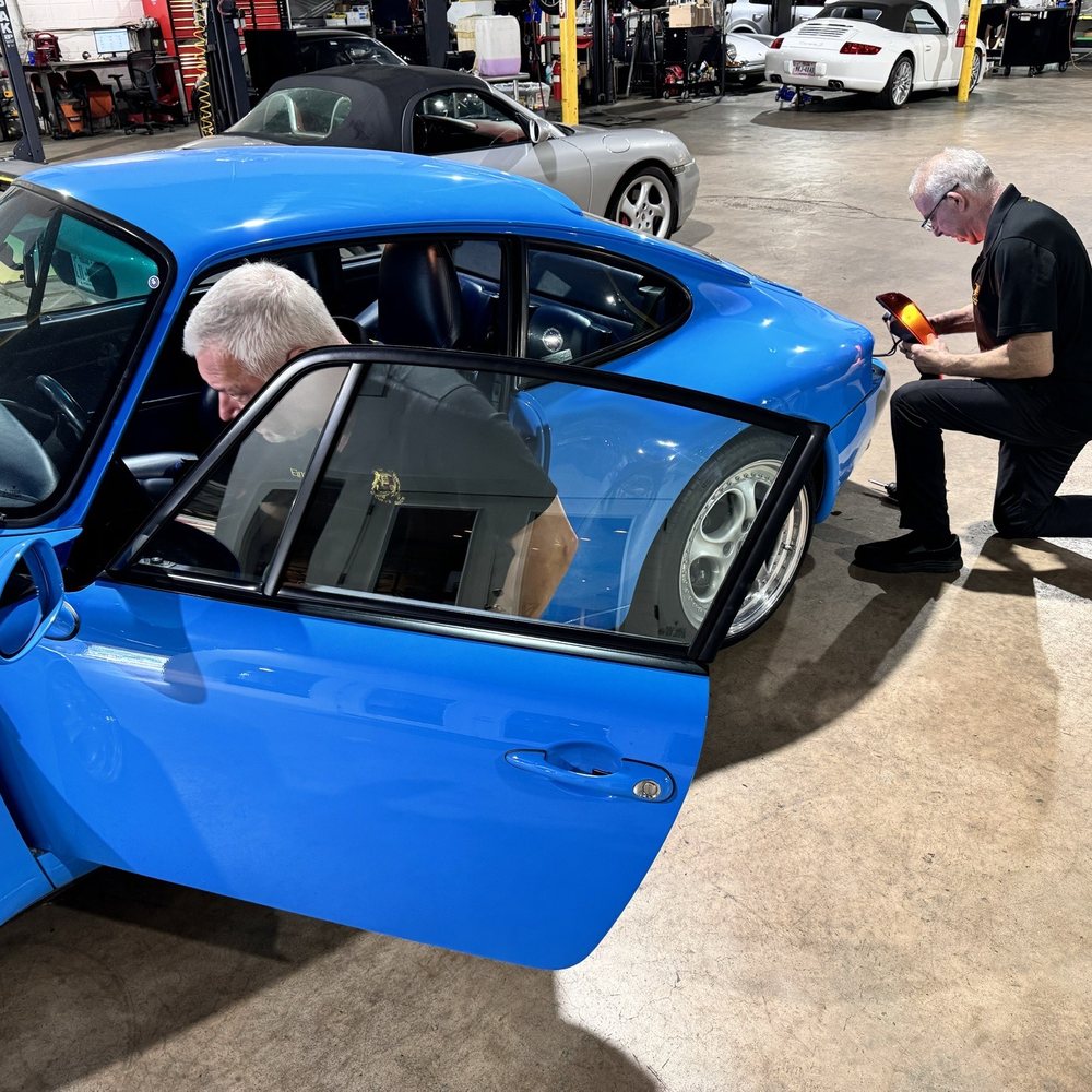 Einar's Garage - Auto Repair Near Me - Houston, Texas