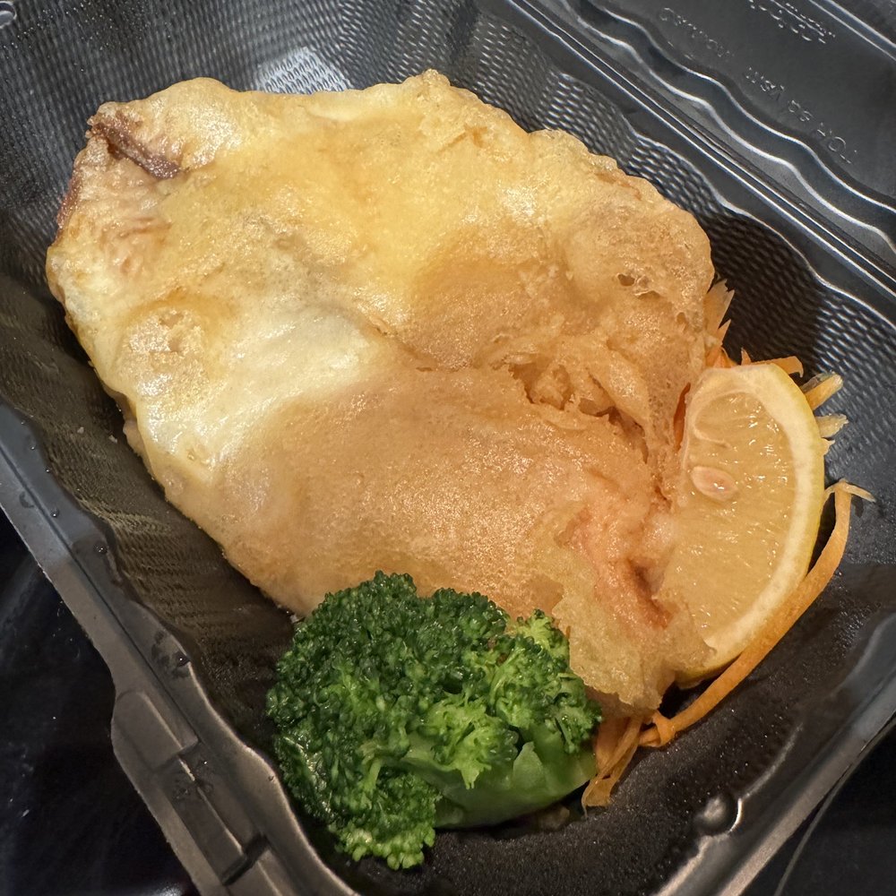 Amina Thai - Crispy basal fish (before the sauce was added) - Thai Near Me - Rockville, Maryland