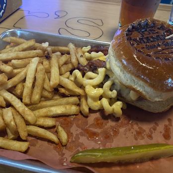 Joe Mamas - Bacon MAC burger fries - Bars Near Me - Colgate, Wisconsin Joe Mamas - Bacon MAC burger fries - Bars Near Me - Colgate, Wisconsin