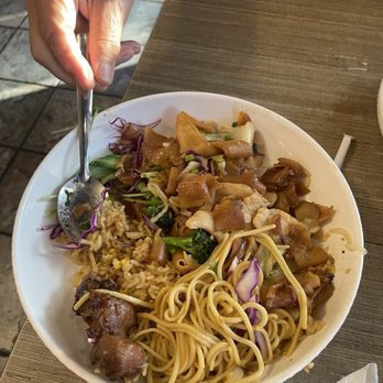 Saigon Bistrot - Vietnamese Near Me - Garden Grove, California Saigon Bistrot - Vietnamese Near Me - Garden Grove, California