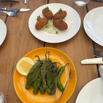 Level 6 - Cod croquettes - Lounges Near Me - Miami, Florida