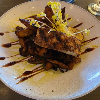 Salt - Grilles grouper - Mediterranean Near Me - Pensacola Beach, Florida Salt - Grilles grouper - Mediterranean Near Me - Pensacola Beach, Florida