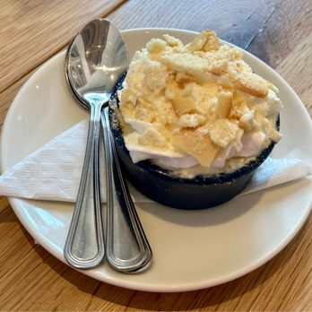 Tupelo Honey Southern Kitchen & Bar - Banana Pudding - Southern Near Me - Indianapolis, Indiana Tupelo Honey Southern Kitchen & Bar - Banana Pudding - Southern Near Me - Indianapolis, Indiana