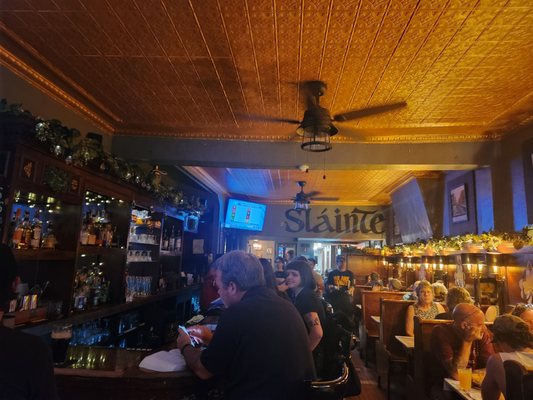 Monterey Pub by null