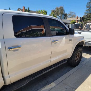 Dent Finish San Diego - Rear passenger door damage fixed - Body Shops Near Me - Spring Valley, California Dent Finish San Diego - Rear passenger door damage fixed - Body Shops Near Me - Spring Valley, California