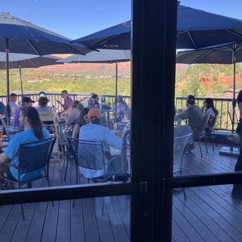 The Hudson - Outdoor Patio - Cocktail Bars Near Me - Sedona, Arizona The Hudson - Outdoor Patio - Cocktail Bars Near Me - Sedona, Arizona
