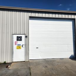 Exterior photo of SOS Towing and Auto - Roanoke, Virginia Exterior photo of SOS Towing and Auto - Roanoke, Virginia