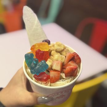 Rock N Roll - Cookies & Cream with cheesecake bites, strawberries & gummy bears - Ice Cream & Frozen Yogurt Near Me - Stockton, California Rock N Roll - Cookies & Cream with cheesecake bites, strawberries & gummy bears - Ice Cream & Frozen Yogurt Near Me - Stockton, California