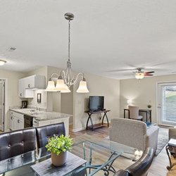 Valley View Furnished Condos - Dining Room to Living Room/Unit Entrance