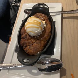 The Lounge - Cookie skillet