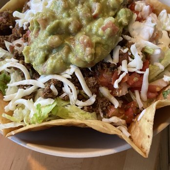 El Patrón Mexican Restaurant - Taco salad - Mexican Near Me - Worcester, Massachusetts El Patrón Mexican Restaurant - Taco salad - Mexican Near Me - Worcester, Massachusetts