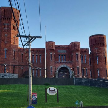 Amsterdam Castle - Hotels Near Me - Amsterdam, New York Amsterdam Castle - Hotels Near Me - Amsterdam, New York