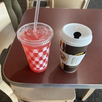 Einstein Bros. Bagels - Mocktail & Coffee - Bagels Near Me - Warrendale, Pennsylvania Einstein Bros. Bagels - Mocktail & Coffee - Bagels Near Me - Warrendale, Pennsylvania