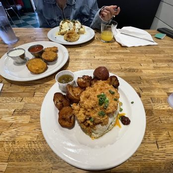 Phoebe's Diner - -Chicken Biscuit--Side Red Potatoes--Fried Green Tomatoes--Brisket Benny- - Breakfast & Brunch Near Me - Austin, Texas Phoebe's Diner - -Chicken Biscuit--Side Red Potatoes--Fried Green Tomatoes--Brisket Benny- - Breakfast & Brunch Near Me - Austin, Texas