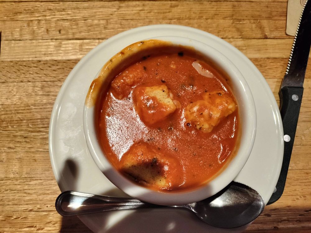 Food from Applebee's Grill + Bar