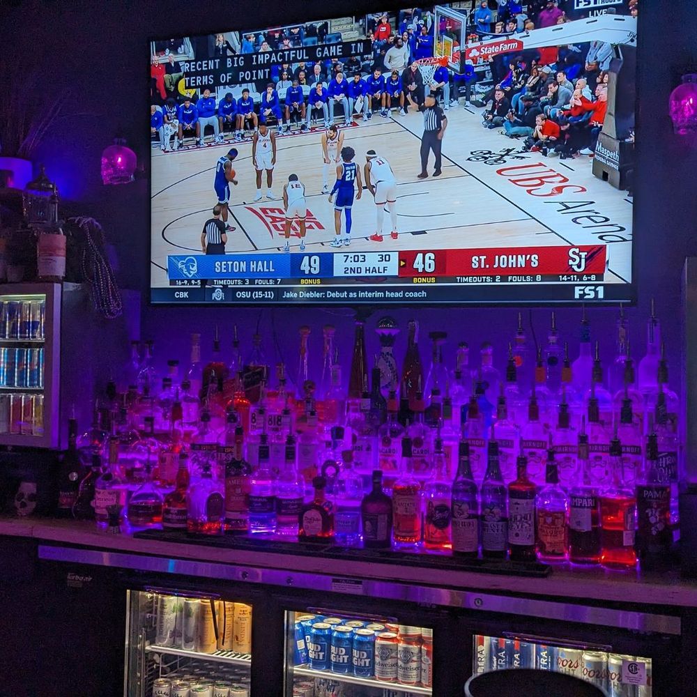 The Saint Shack - Bar inside - Cocktail Bars Near Me - Indianapolis, Indiana The Saint Shack - Bar inside - Cocktail Bars Near Me - Indianapolis, Indiana