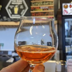The Buzz Meadery - Strawbuddy FTW