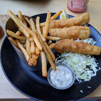 Down the Hatch Maui - Fish and Chips - Seafood Near Me - Lahaina, Hawaii
