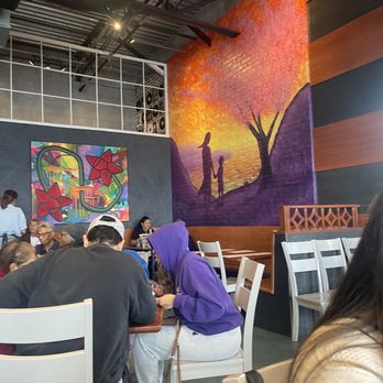 Full Belly - Dining area/art - Breakfast & Brunch Near Me - San Antonio, Texas