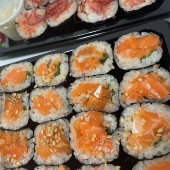 Sushi on Jones LES - King Salmon maki roll x2 and Spicy Tuna roll x2 - Sushi Bars Near Me - New York, New York Sushi on Jones LES - King Salmon maki roll x2 and Spicy Tuna roll x2 - Sushi Bars Near Me - New York, New York