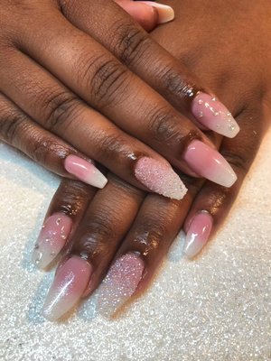 M&M studio nyc Nails and Eyelashes by null