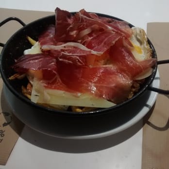 Toca Teca - Huevos con queso y jamon - Mediterranean Near Me - Barcelona, B Toca Teca - Huevos con queso y jamon - Mediterranean Near Me - Barcelona, B