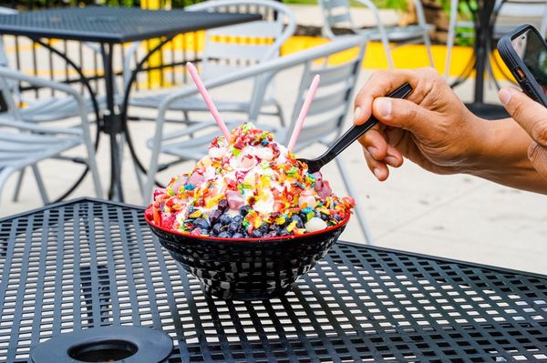 Z's Bubble Tea Dearborn Hts. East by null