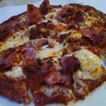 Do North Pizzeria - Look at this! It's a huge gluten free pizza that tastes great AND is awesome cold the next day! A MIRACLE. - Pizza Near Me - Two Harbors, Minnesota