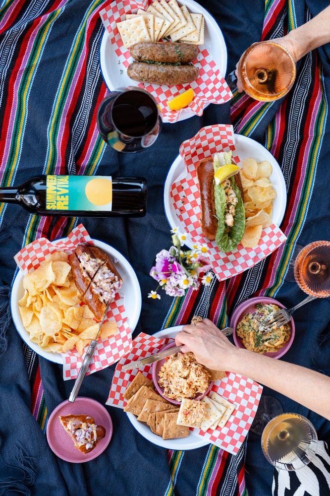 SUMMER REVIVAL Updated May 2024 26 Photos 665 US290, Dripping